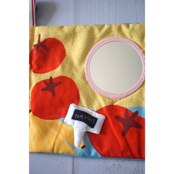 Manhattan Toy Mini-Apple Farm Soft Activity Crinkle Book Babies & Toddler - NWT - Picture 10 of 13